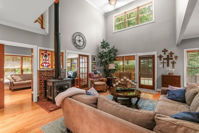 108 Temple Drive, Sherwood, AR 72120