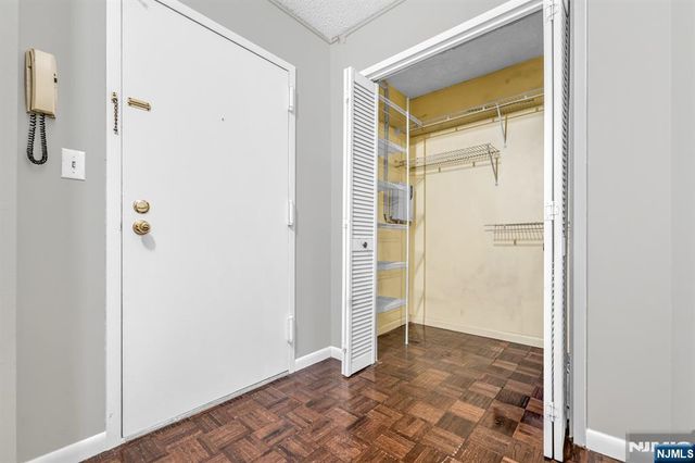 326 Prospect Avenue 8E, Hackensack, NJ 07601