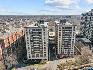 326 Prospect Avenue 8E, Hackensack, NJ 07601