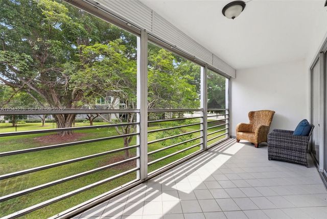 2404 Antigua Cir M2, Coconut Creek, FL 33066