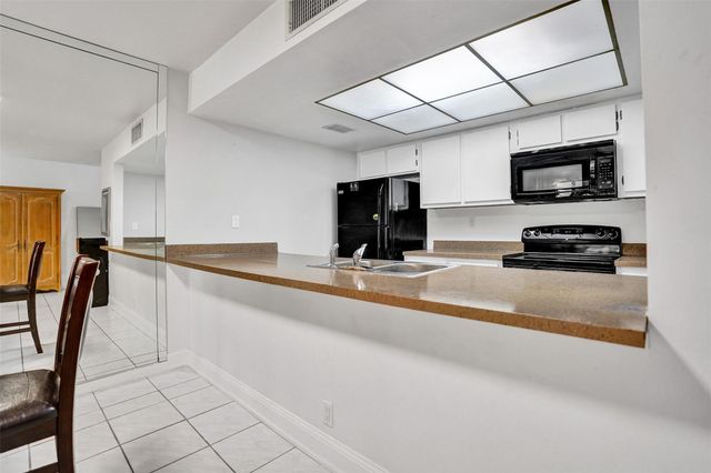 929 NW 45th St 929, Deerfield Beach, FL 33064