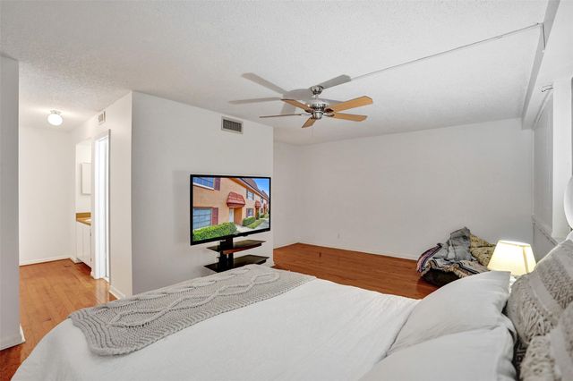 929 NW 45th St 929, Deerfield Beach, FL 33064