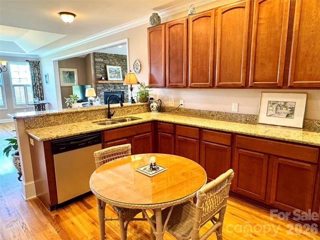 25 Copper Court, Hendersonville, NC 28792