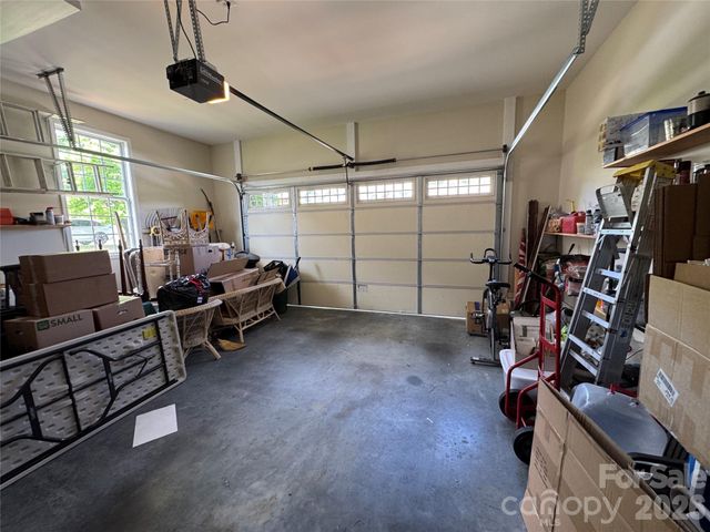 25 Copper Court, Hendersonville, NC 28792