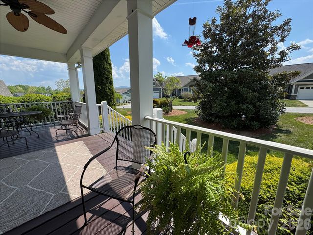 25 Copper Court, Hendersonville, NC 28792