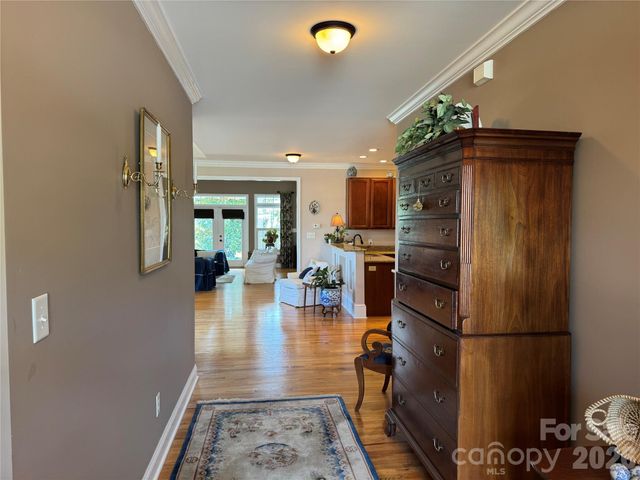 25 Copper Court, Hendersonville, NC 28792