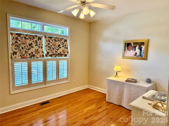 25 Copper Court, Hendersonville, NC 28792