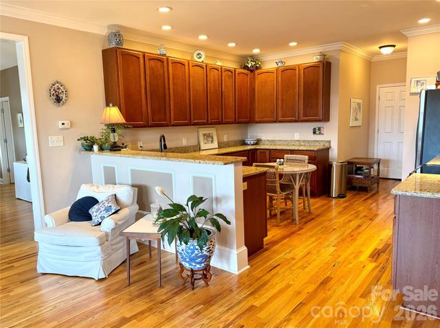 25 Copper Court, Hendersonville, NC 28792