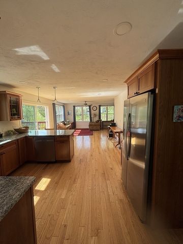 139 Turkey Hill Rd, Rutland, MA 01543