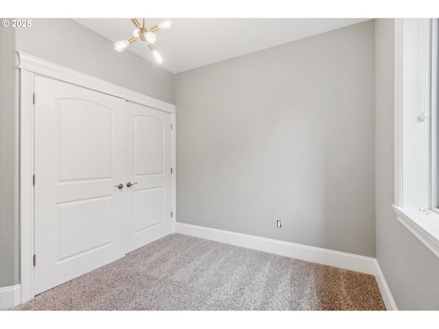 7484 Sw 194TH Ter, Beaverton, OR 97007