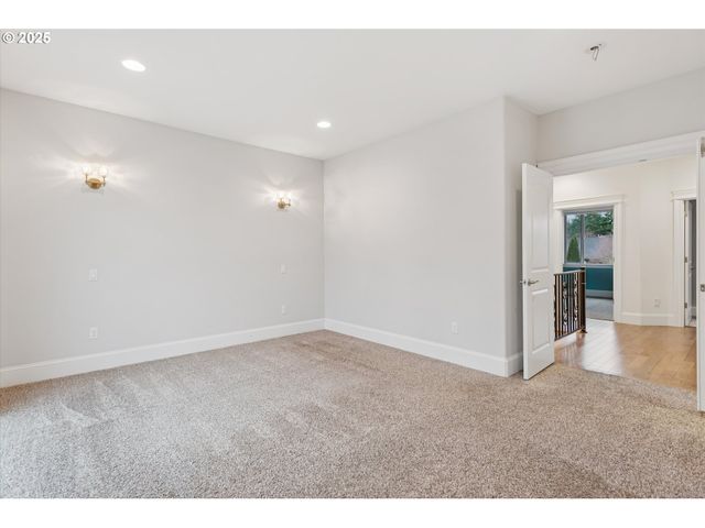 7484 Sw 194TH Ter, Beaverton, OR 97007