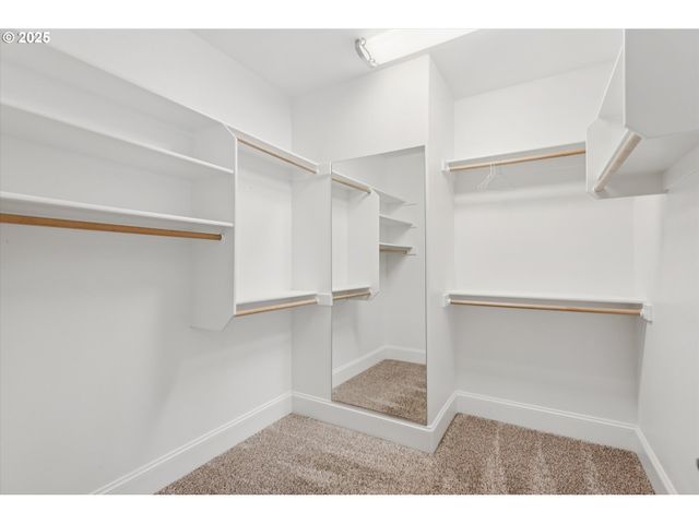 7484 Sw 194TH Ter, Beaverton, OR 97007