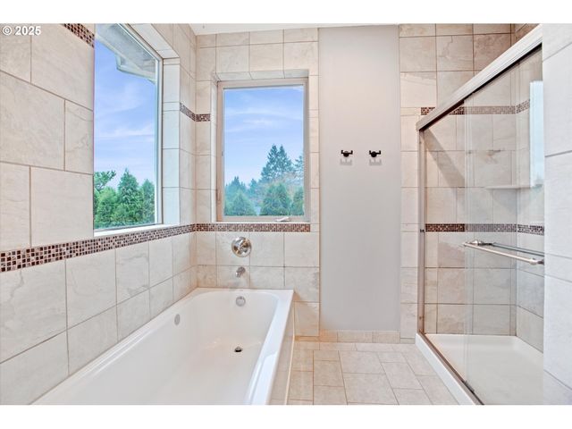 7484 Sw 194TH Ter, Beaverton, OR 97007
