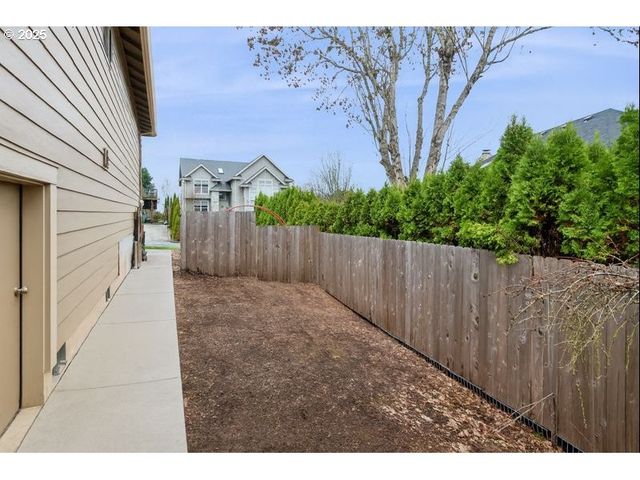 7484 Sw 194TH Ter, Beaverton, OR 97007