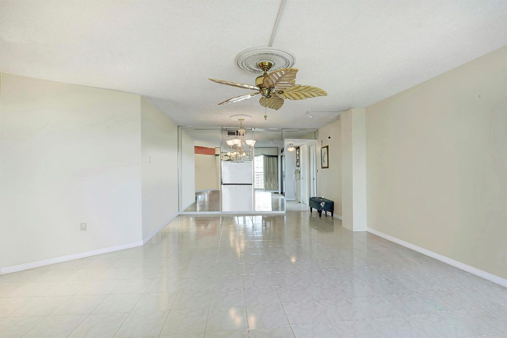 Image 8 of property listing at 3912 S Ocean Boulevard 1412, Highland Beach, FL 33487