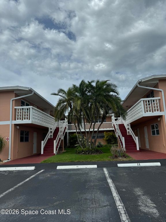 610 Jefferson Avenue 9, Cape Canaveral, FL 32920