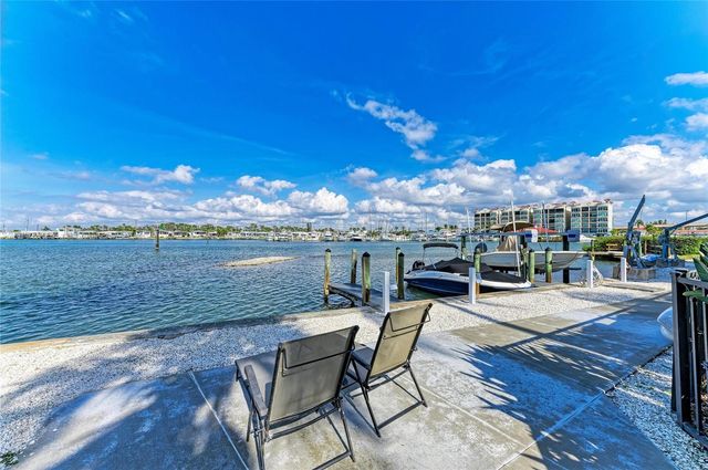 282 SANTA MARIA STREET, Venice, FL 34285