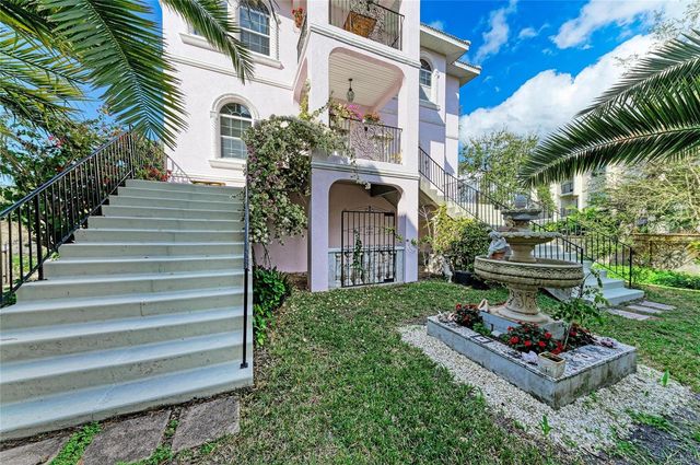 282 SANTA MARIA STREET, Venice, FL 34285