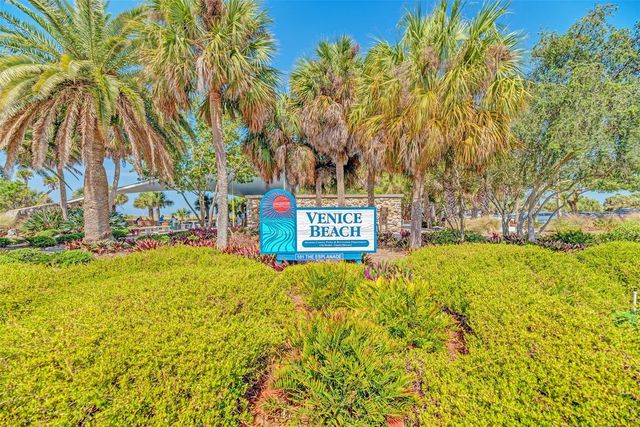 282 SANTA MARIA STREET, Venice, FL 34285