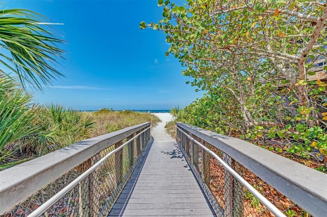 282 SANTA MARIA STREET, Venice, FL 34285