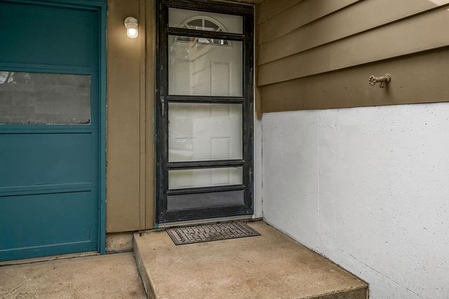 913 N Piute Avenue, Independence, MO 64056
