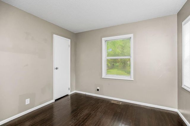 913 N Piute Avenue, Independence, MO 64056