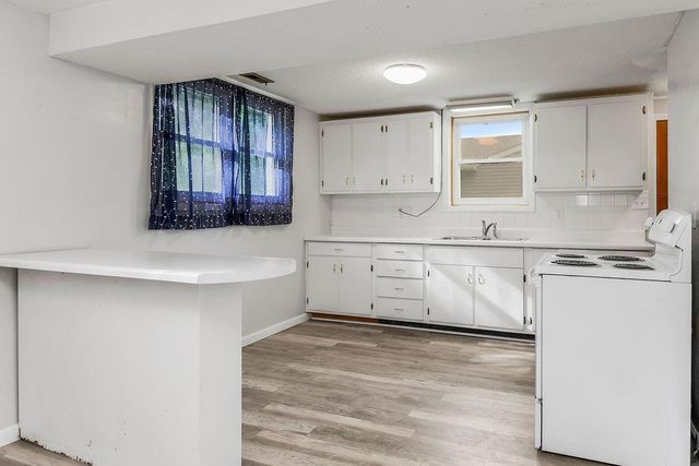 913 N Piute Avenue, Independence, MO 64056