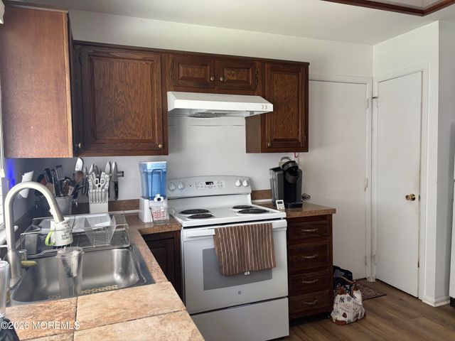 675A Buckingham Drive A, Manchester, NJ 08759