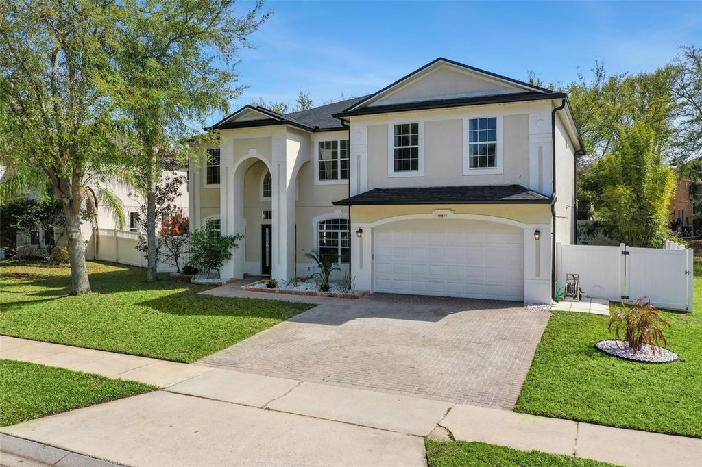 Image 2 of property listing at 15314 MONTAUK LANE, Clermont, FL 34714