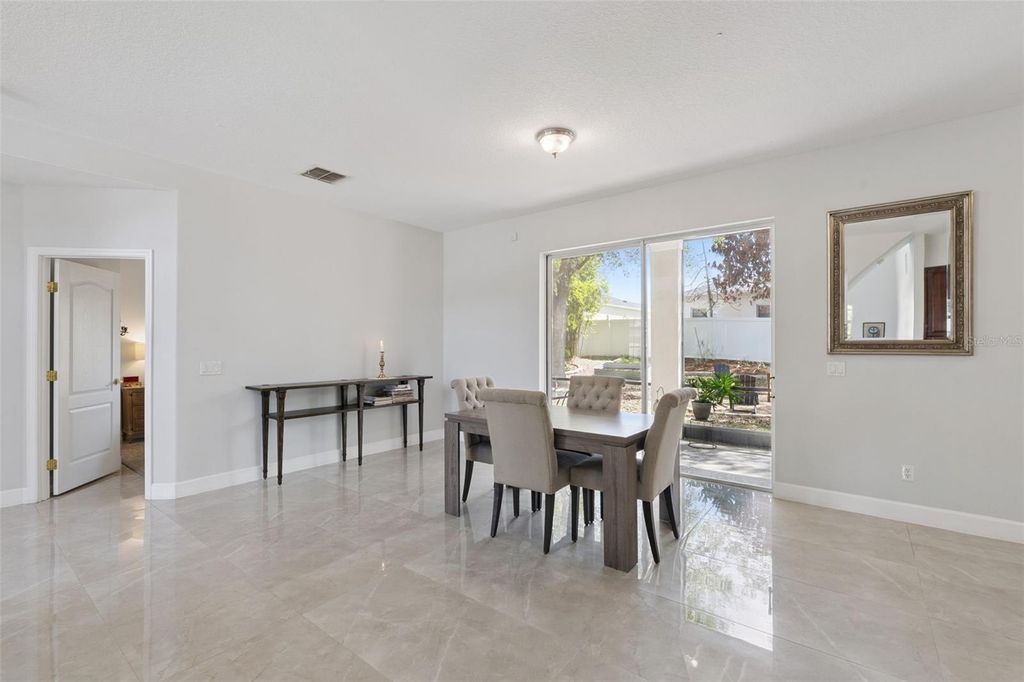 Image 14 of property listing at 15314 MONTAUK LANE, Clermont, FL 34714