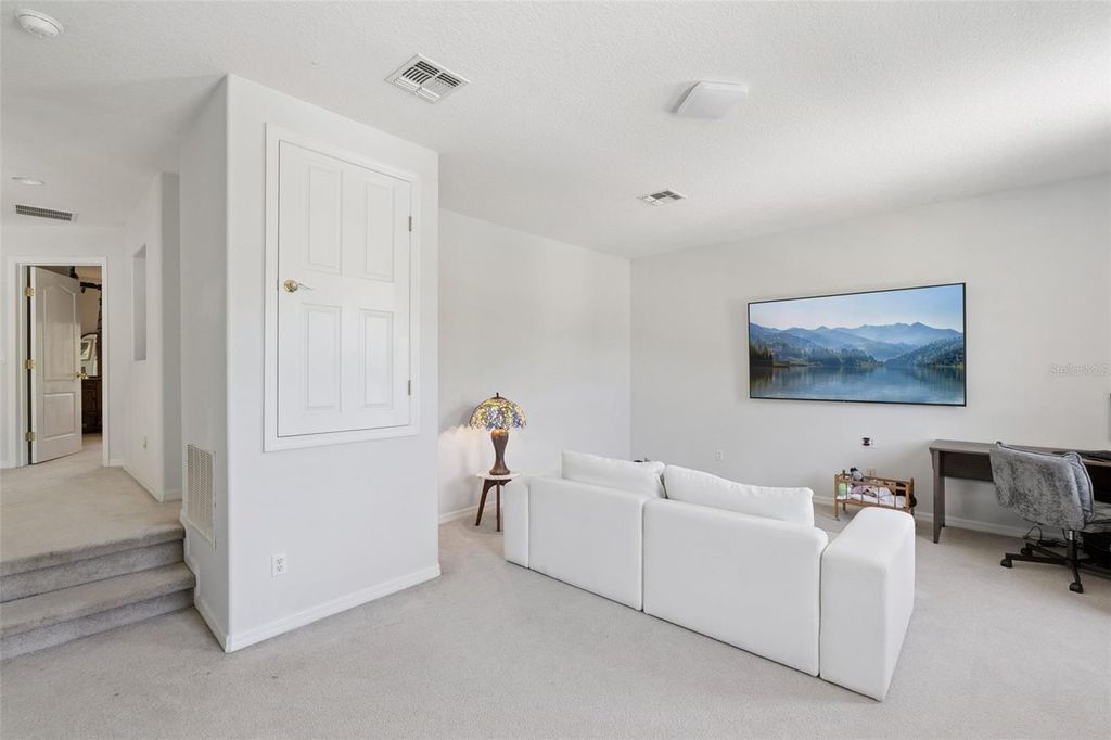 Image 32 of property listing at 15314 MONTAUK LANE, Clermont, FL 34714