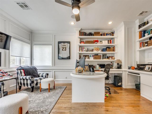 2004 Oak Valley Circle, Edmond, OK 73025
