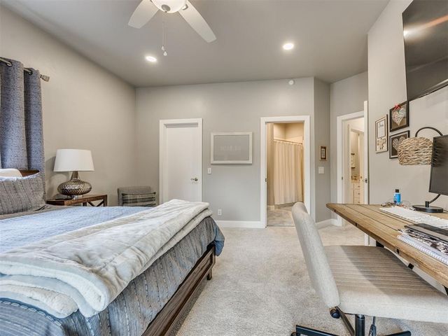 2004 Oak Valley Circle, Edmond, OK 73025