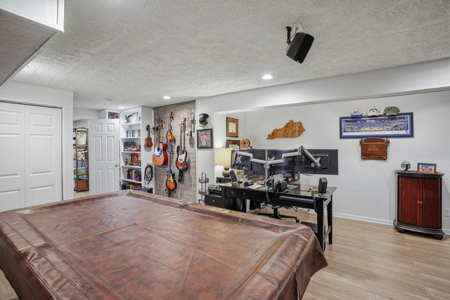 10282 Hempsteade Drive, Union, KY 41091