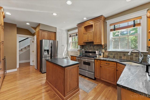 3940 Red Bud Avenue, Cincinnati, OH 45229