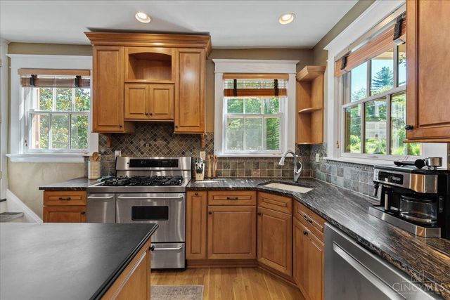 3940 Red Bud Avenue, Cincinnati, OH 45229
