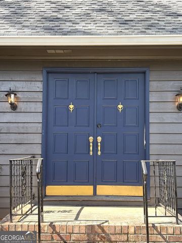 2305 Eastgate Drive SW, Snellville, GA 30078