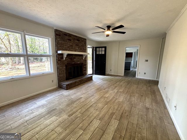 2305 Eastgate Drive SW, Snellville, GA 30078