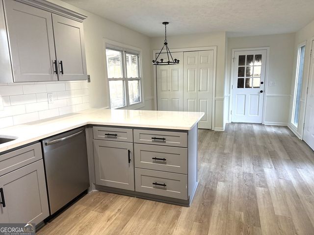 2305 Eastgate Drive SW, Snellville, GA 30078