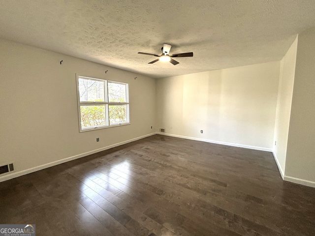 2305 Eastgate Drive SW, Snellville, GA 30078