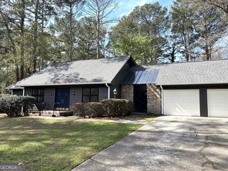 2305 Eastgate Drive SW, Snellville, GA 30078