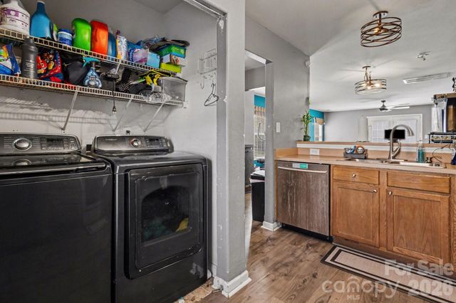 1409 Majestic Meadow Drive, Charlotte, NC 28216