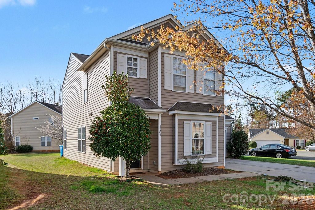 1409 Majestic Meadow Drive, Charlotte, NC 28216