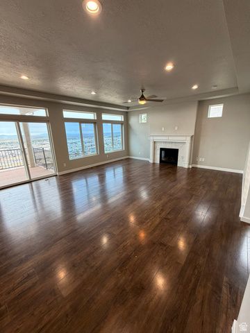 452 S SUNSET RIDGE DR, North Salt Lake, UT 84054