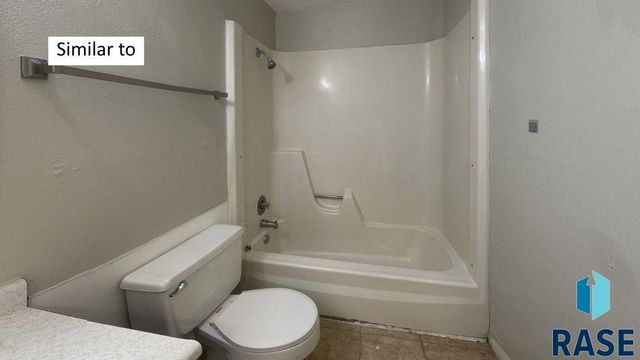 3711 S Cathy Ave Avenue, Sioux Falls, SD 57106