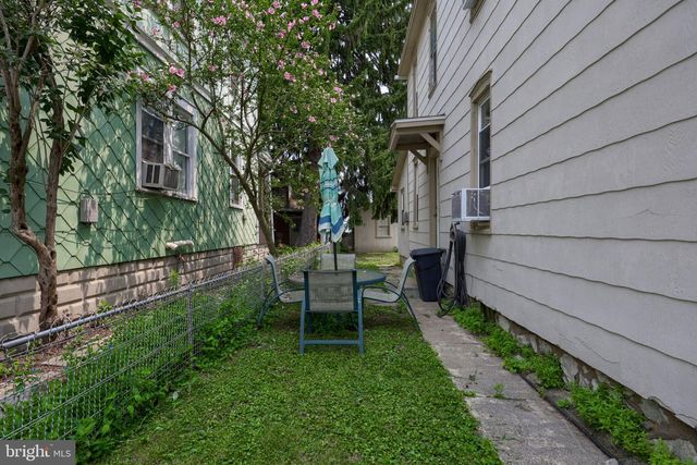 251 S CHARLOTTE ST, Manheim, PA 17545