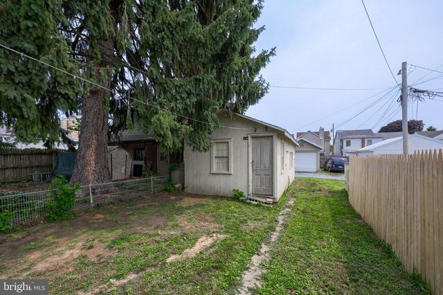 251 S CHARLOTTE ST, Manheim, PA 17545