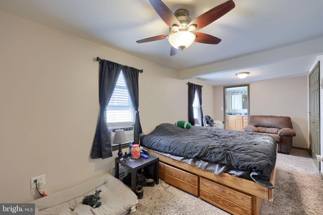 251 S CHARLOTTE ST, Manheim, PA 17545