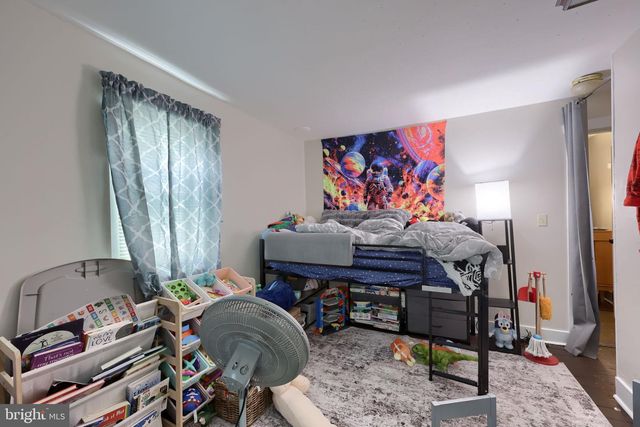 251 S CHARLOTTE ST, Manheim, PA 17545