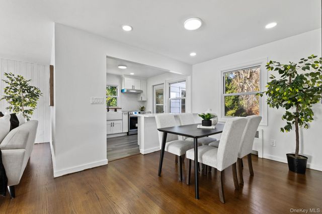 12 Brundage Street, Armonk, NY 10504